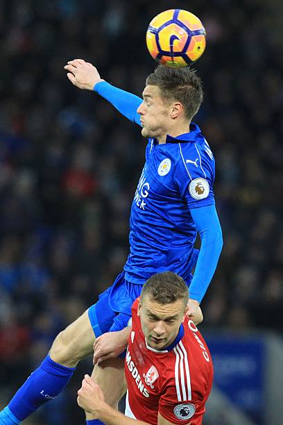 队树立了一 队树立了一