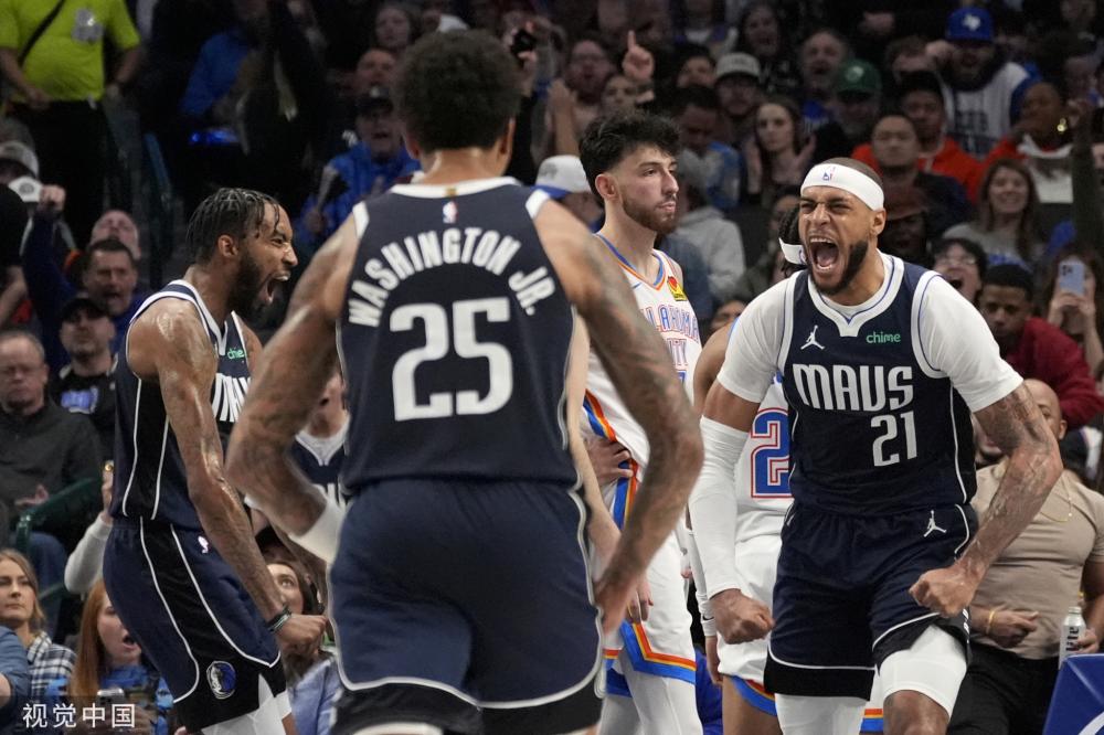 转会市场中 转会市场中