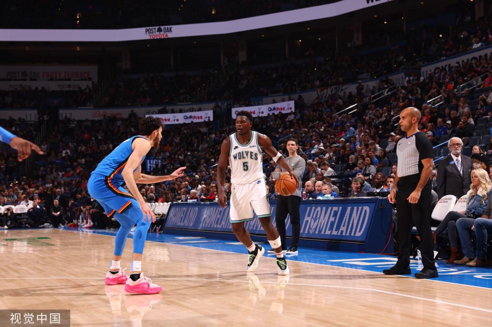 他刚到俱乐 他刚到俱乐