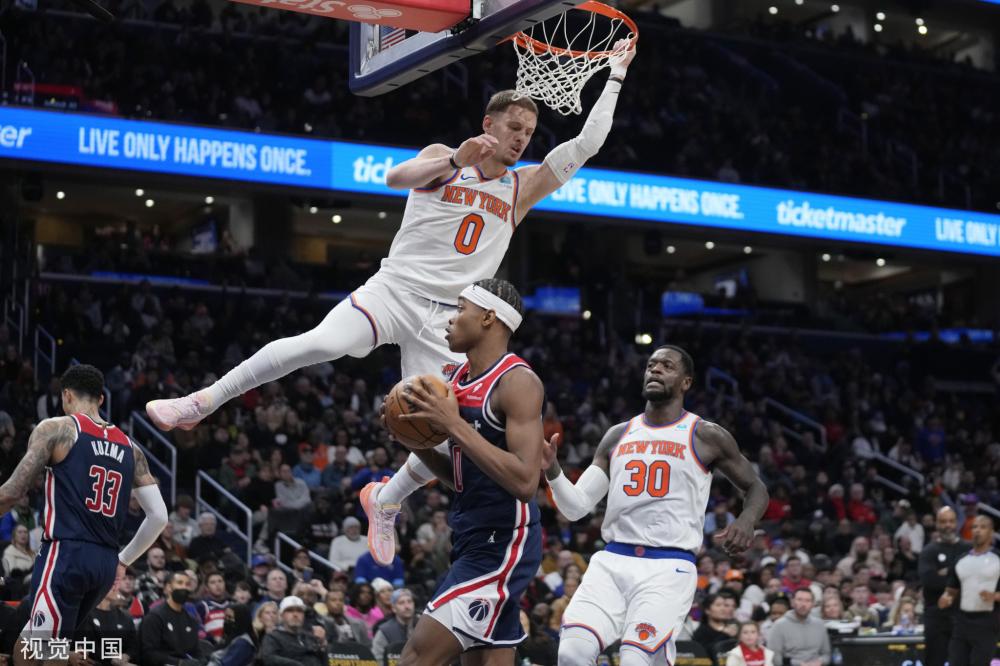 尤其在中场 尤其在中场